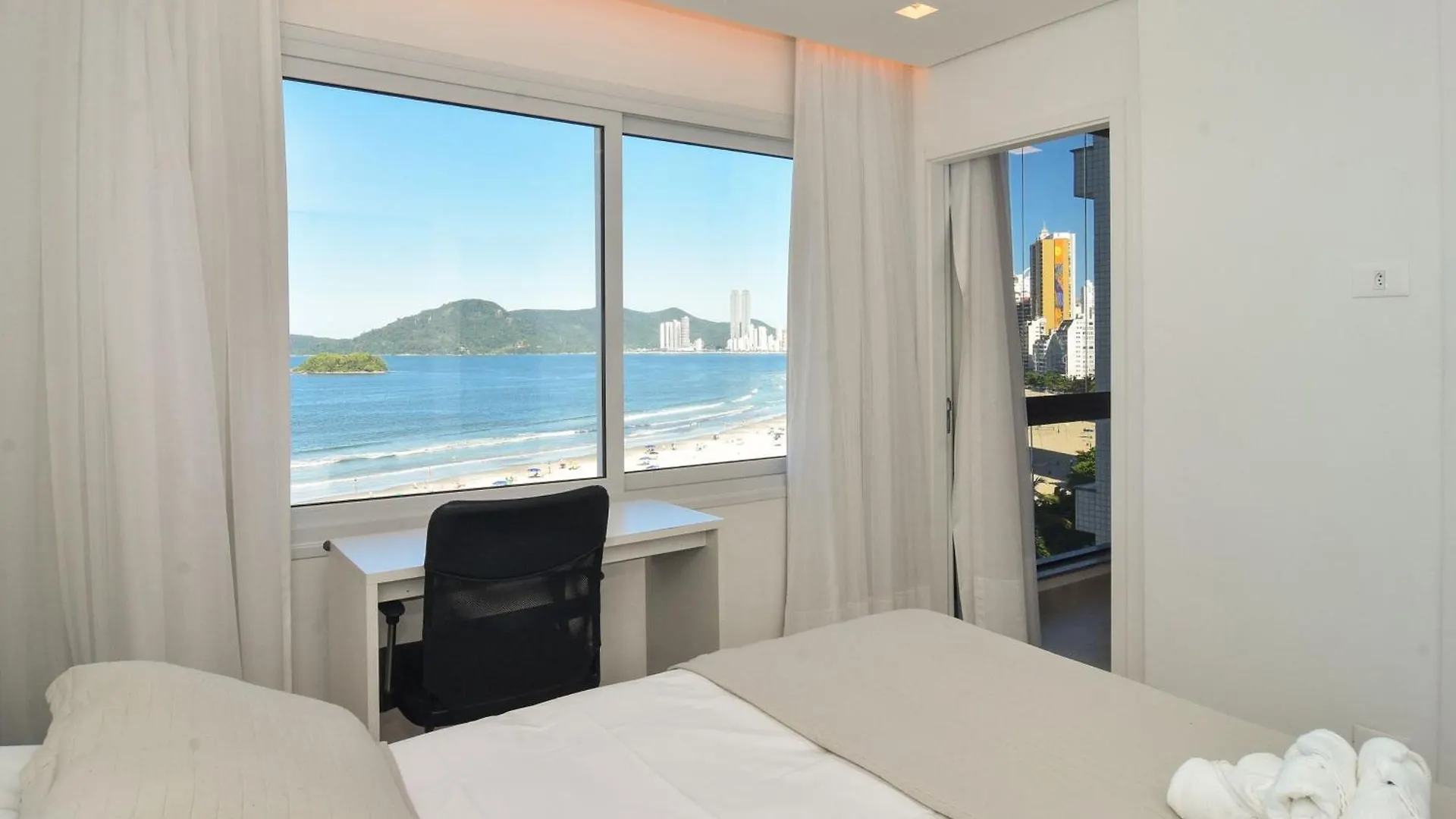 Requinte Com Vista Mar Na Av. Atlantica P2178 Apartamento Balneário Camboriú 0*,  Brasil